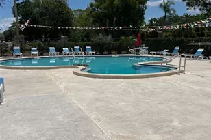 8372 Candlewood Rd, Seminole, FL 33777 - Photo 15