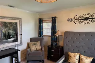 8372 Candlewood Rd, Seminole, FL 33777 - Photo 11