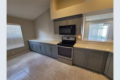 11144 Rodeo Lane, Riverview, FL 33579 - Photo 9