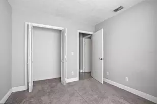 727 N Himes Ave, Tampa, FL 33609 - Photo 27