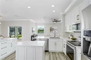 8518 Tidal Bay Ln, Tampa, FL 33635 - Photo 21