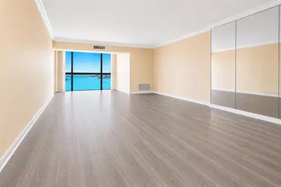 800 S Gulfview Boulevard #908, Clearwater Beach, FL 33767 - Photo 3