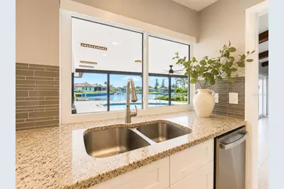 4901 Lansing St NE, Saint Petersburg, FL 33703 - Photo 19
