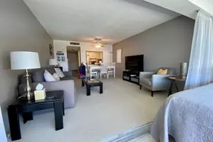 4575 Cove Cir, Saint Petersburg, FL 33708 - Photo 15