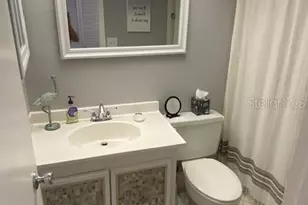 4575 Cove Cir, Saint Petersburg, FL 33708 - Photo 5