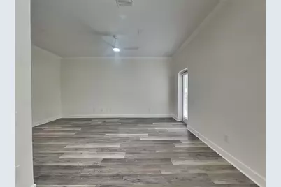 501 100th Avenue N, Saint Petersburg, FL 33702 - Photo 15