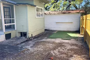 1917 W Fig St, Tampa, FL 33606 - Photo 13