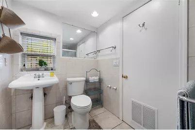 2415 11th Street N, Saint Petersburg, FL 33704 - Photo 29