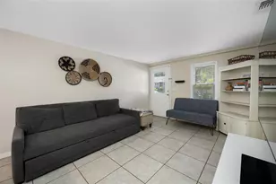2415 11th St N, Saint Petersburg, FL 33704 - Photo 19