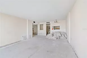400 Island Way, Clearwater Beach, FL 33767 - Photo 9