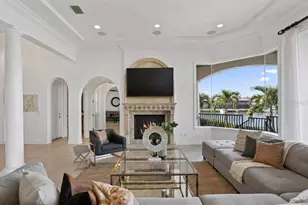 4130 Causeway Vista Dr, Tampa, FL 33615 - Photo 9