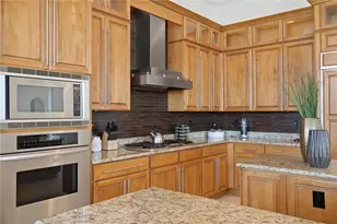 4130 Causeway Vista Dr, Tampa, FL 33615 - Photo 21