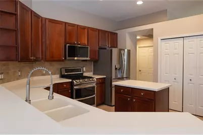 10131 Paddock Oaks Drive, Riverview, FL 33569 - Photo 9
