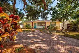 230 43rd Ave NE, Saint Petersburg, FL 33703 - Photo 1