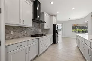 7135 Tamworth Pkwy, Sarasota, FL 34241 - Photo 11