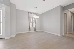 7135 Tamworth Pkwy, Sarasota, FL 34241 - Photo 17