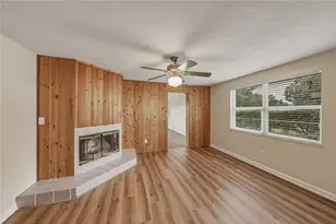 37136 Mandarin Ave, Zephyrhills, FL 33541 - Photo 21