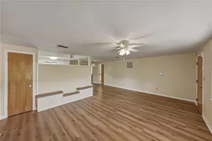 37136 Mandarin Ave, Zephyrhills, FL 33541 - Photo 11