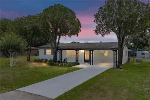 37136 Mandarin Ave, Zephyrhills, FL 33541 - Photo 1