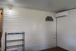 37650 Newal Ave, Zephyrhills, FL 33542 - Photo 23