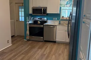 37650 Newal Ave, Zephyrhills, FL 33542 - Photo 13