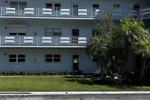 5555 Gulf Blvd, Saint Pete Beach, FL 33706 - Photo 1