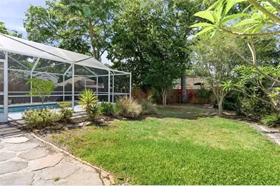 2468 Hidden Pines Lane, Clearwater, FL 33761 - Photo 23