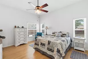 2468 Hidden Pines Ln, Clearwater, FL 33761 - Photo 15