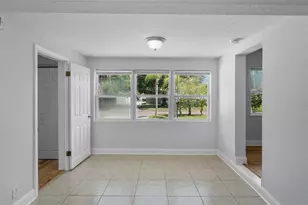 814 W Indiana Ave, Tampa, FL 33603 - Photo 19