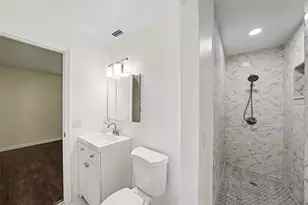 6717 Mornay Cir, Tampa, FL 33615 - Photo 19