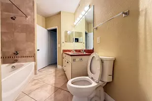 13212 Arbor Isle Dr, Tampa, FL 33637 - Photo 19