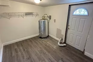 2908 E Howell St, Tampa, FL 33610 - Photo 25
