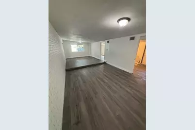 2908 E Howell Street, Tampa, FL 33610 - Photo 11