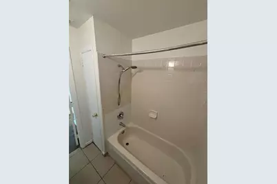 2908 E Howell Street, Tampa, FL 33610 - Photo 19