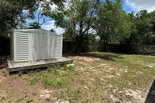 2908 E Howell St, Tampa, FL 33610 - Photo 27