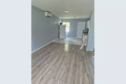 3408 E Dr Martin Luther King Jr Boulevard #4, Tampa, FL 33610 - Photo 5