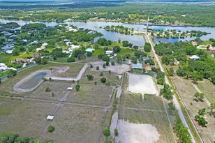 16270 Forest Mist Ct, Alva, FL 33920 - Photo 93