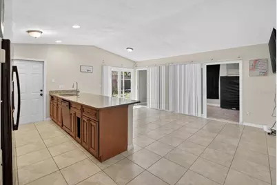 7606 Leon Avenue, Tampa, FL 33637 - Photo 13