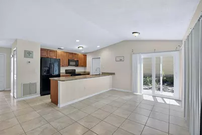 7606 Leon Avenue, Tampa, FL 33637 - Photo 3