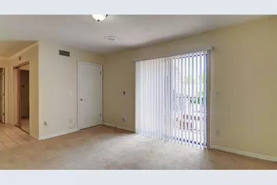 15206 W Pond Woods Drive, Tampa, FL 33618 - Photo 33