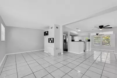 110 14th Avenue SW, Largo, FL 33770 - Photo 7