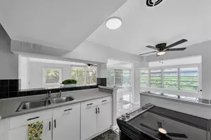 110 14th Ave SW, Largo, FL 33770 - Photo 11