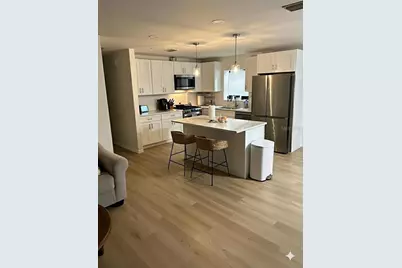 6016 18th Street NE, Saint Petersburg, FL 33703 - Photo 3