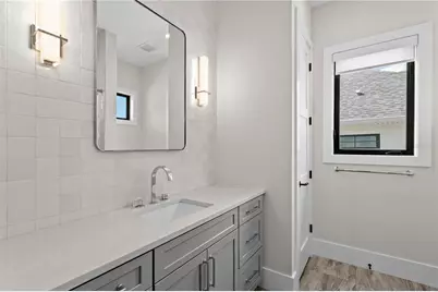 619 Ontario Avenue, Tampa, FL 33606 - Photo 23