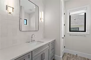 619 Ontario Ave, Tampa, FL 33606 - Photo 23