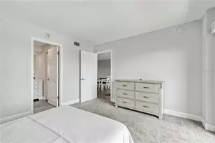 51 Island Way, Clearwater Beach, FL 33767 - Photo 13