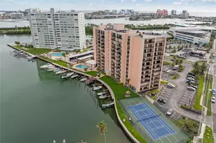 51 Island Way, Clearwater Beach, FL 33767 - Photo 35
