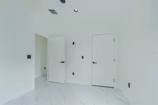 1007 E Eskimo Ave, Tampa, FL 33604 - Photo 17