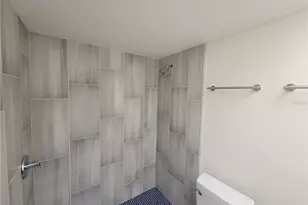 4880 Locust St NE, Saint Petersburg, FL 33703 - Photo 11