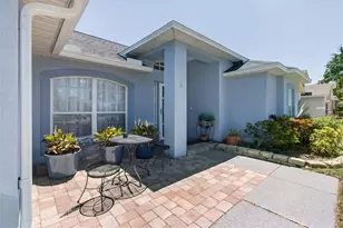 12611 Pineforest Way E, Largo, FL 33773 - Photo 3